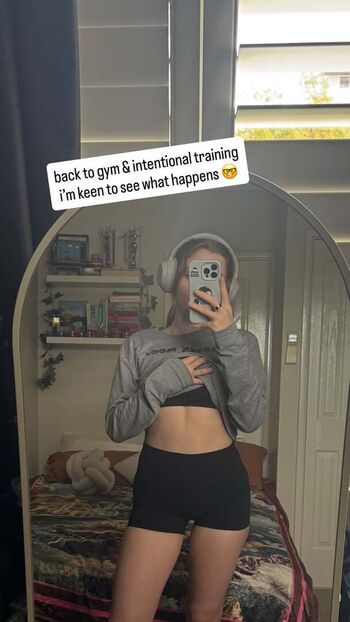 Full leaked Krysttl private onlyfans photo