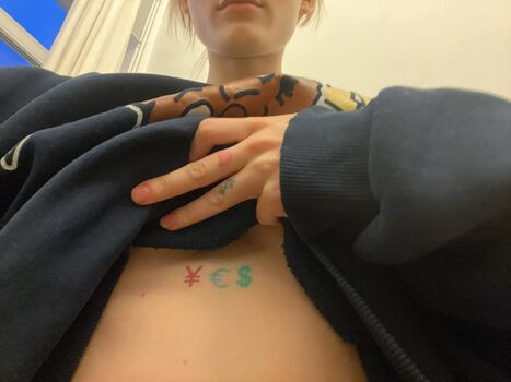 Full leaked Ksenkanesesh page private onlyfans photo