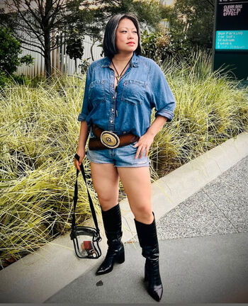 Full leaked Kulap vilaysack private onlyfans photo