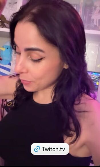 Full leaked Kurolily private onlyfans photo