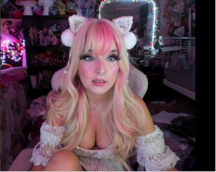 Full leaked Kutiekitten private onlyfans photo