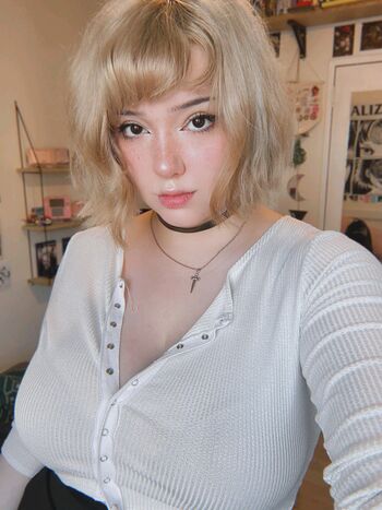 Full leaked Kvwviiju private onlyfans photo