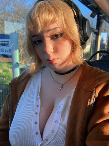 Full leaked Kvwviiju private onlyfans photo