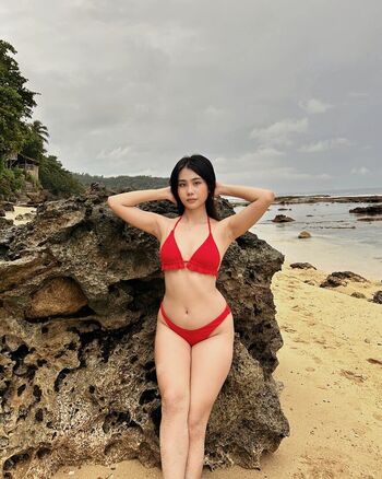 Full leaked Kwini bb private onlyfans photo