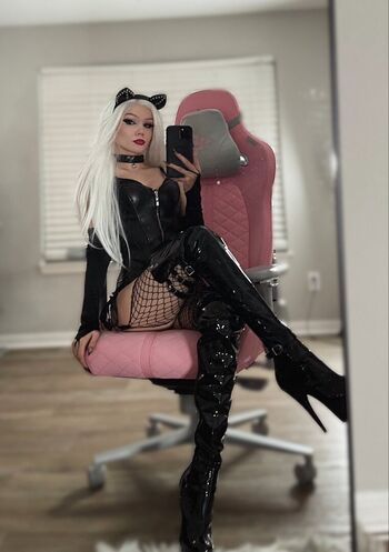 Full leaked Kylee carter private onlyfans photo