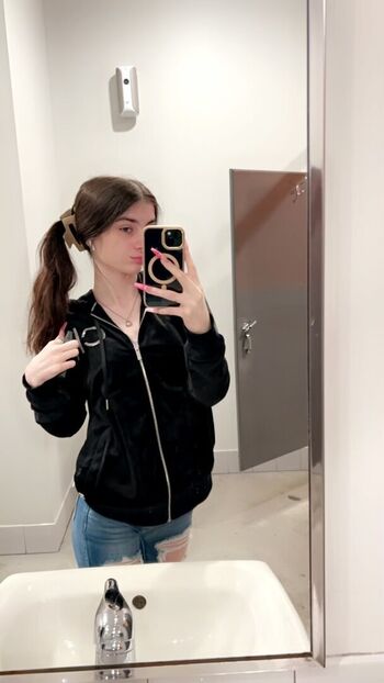Full leaked Kyleighthefreak private onlyfans photo