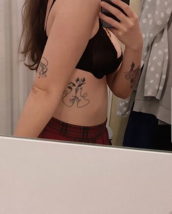 Full leaked Kylia ily private onlyfans photo