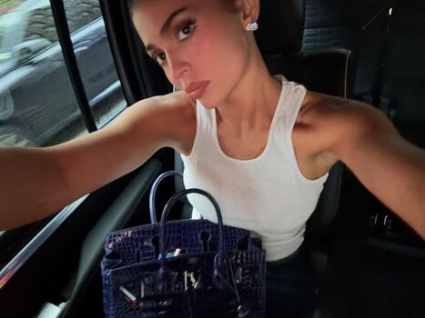 Full leaked Kylie jenner  page private onlyfans photo