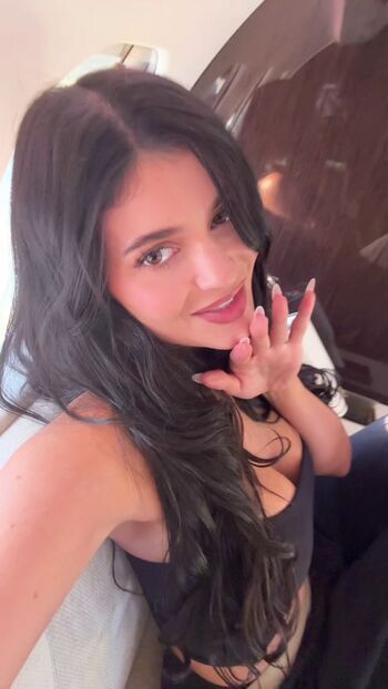 Full leaked Kylie jenner  page private onlyfans photo