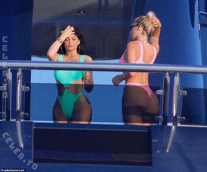 Full leaked Kylie jenner  page private onlyfans photo