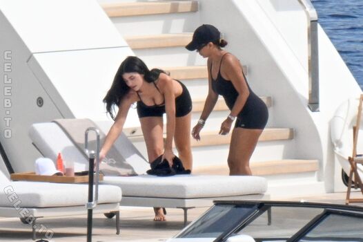 Full leaked Kylie jenner page private onlyfans photo