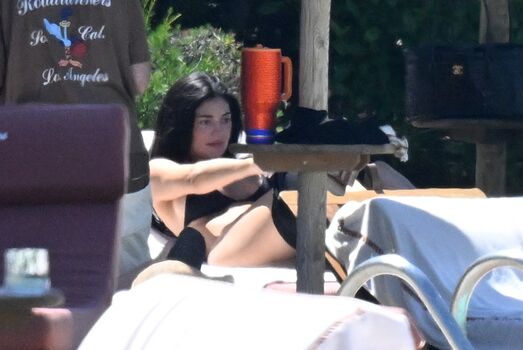 Full leaked Kylie jenner private onlyfans photo