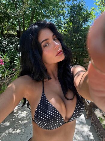 Full leaked Kylie jenner  page private onlyfans photo