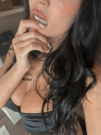 Full leaked Kylie jenner  page private onlyfans photo