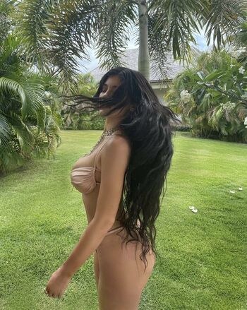 Full leaked Kylie jenner  page private onlyfans photo