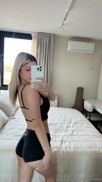 Full leaked Kylieraeee private onlyfans photo