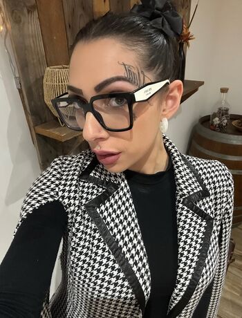 Full leaked La cleopatre private onlyfans photo
