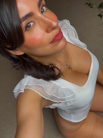 Full leaked La layana rous page private onlyfans photo