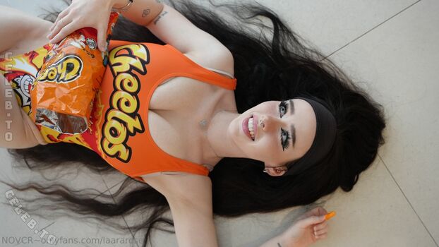 Full leaked Laararose private onlyfans photo