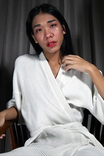 Ladyboygold