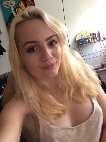 Full leaked Ladysundae private onlyfans photo