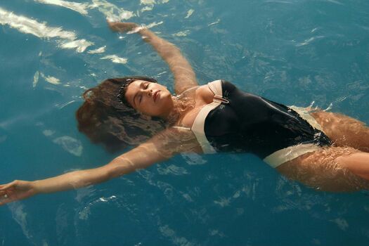 Full leaked Laetitia casta private onlyfans photo