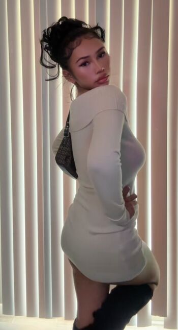 Full leaked Laica mae private onlyfans photo