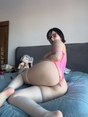 Full leaked Lainleee private onlyfans photo
