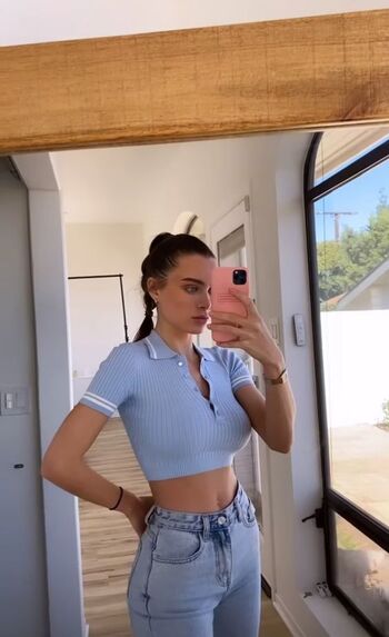 Lana Rhoades Hub