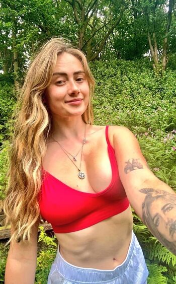 Full leaked Lanaivy x private onlyfans photo