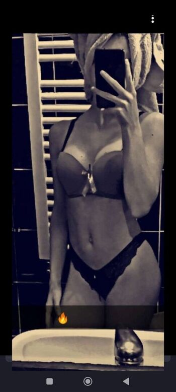 Full leaked Lannur mia private onlyfans photo
