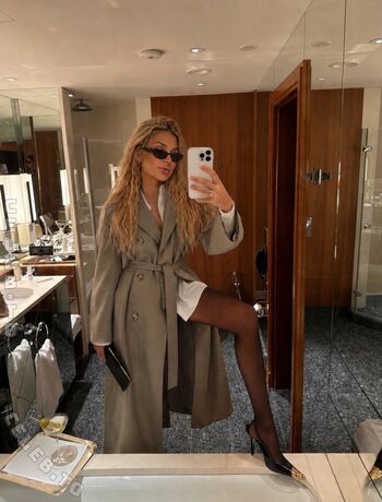 Full leaked Lara kleinfeld private onlyfans photo