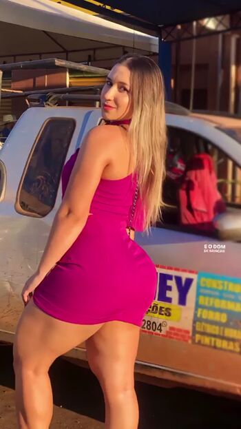 Full leaked Lara leticia page private onlyfans photo