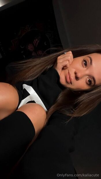 Full leaked Laracutiee private onlyfans photo