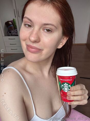 Full leaked Laradelulu page private onlyfans photo