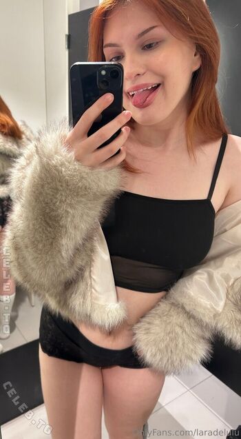 Full leaked Laradelulu private onlyfans photo