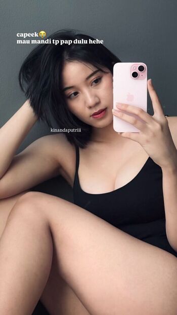 Laras Kinanda Putri