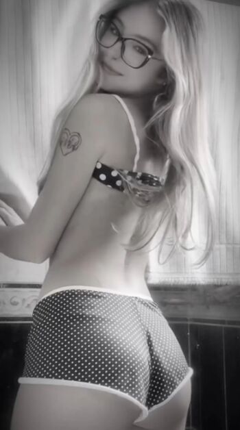 Full leaked Lari chiarella private onlyfans photo