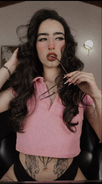 Full leaked Larisasmirnoov private onlyfans photo