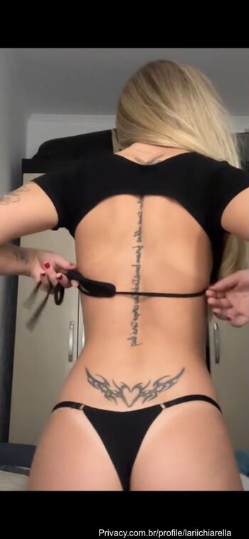 Full leaked Larissa chiarella dezoitou private onlyfans photo