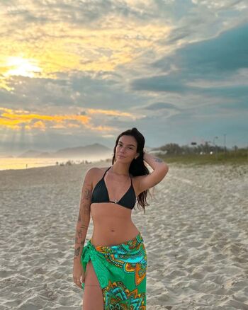Full leaked Larissa jardim private onlyfans photo