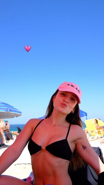 Full leaked Larissa manoela private onlyfans photo