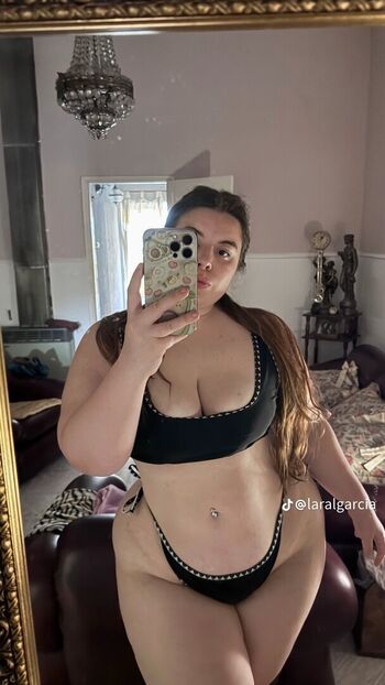 Full leaked Laritalg laralgarcia private onlyfans photo
