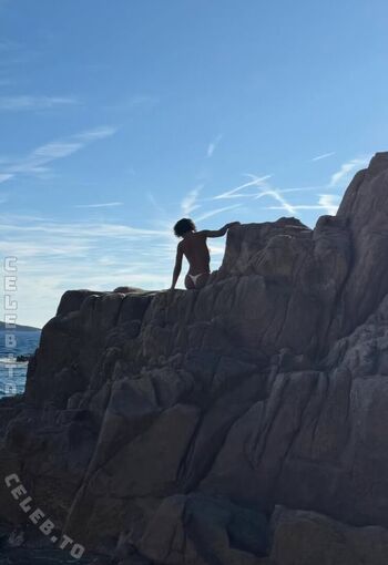 Full leaked Larypoppins private onlyfans photo