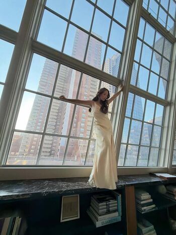 Full leaked Laufey lin private onlyfans photo