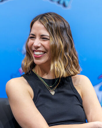 Laura Bailey