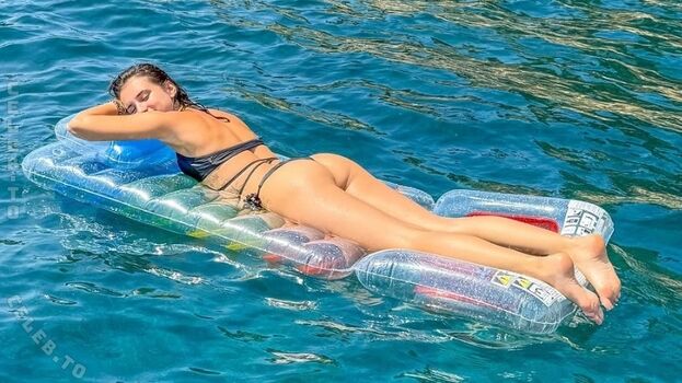 Full leaked Laura borck private onlyfans photo