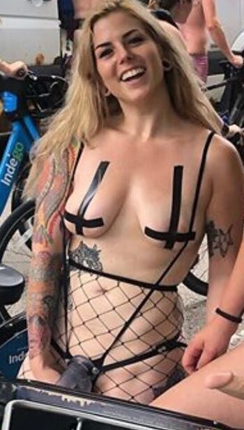 Full leaked Laura dahl private onlyfans photo