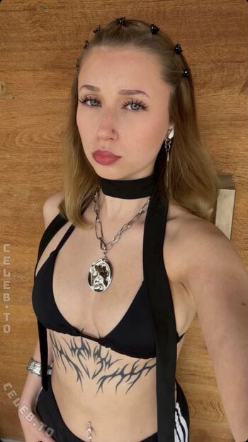 Full leaked Laura fltn private onlyfans photo