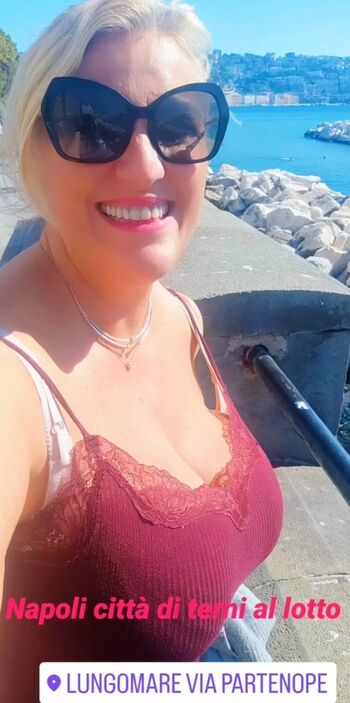 Full leaked Laura leonardi private onlyfans photo